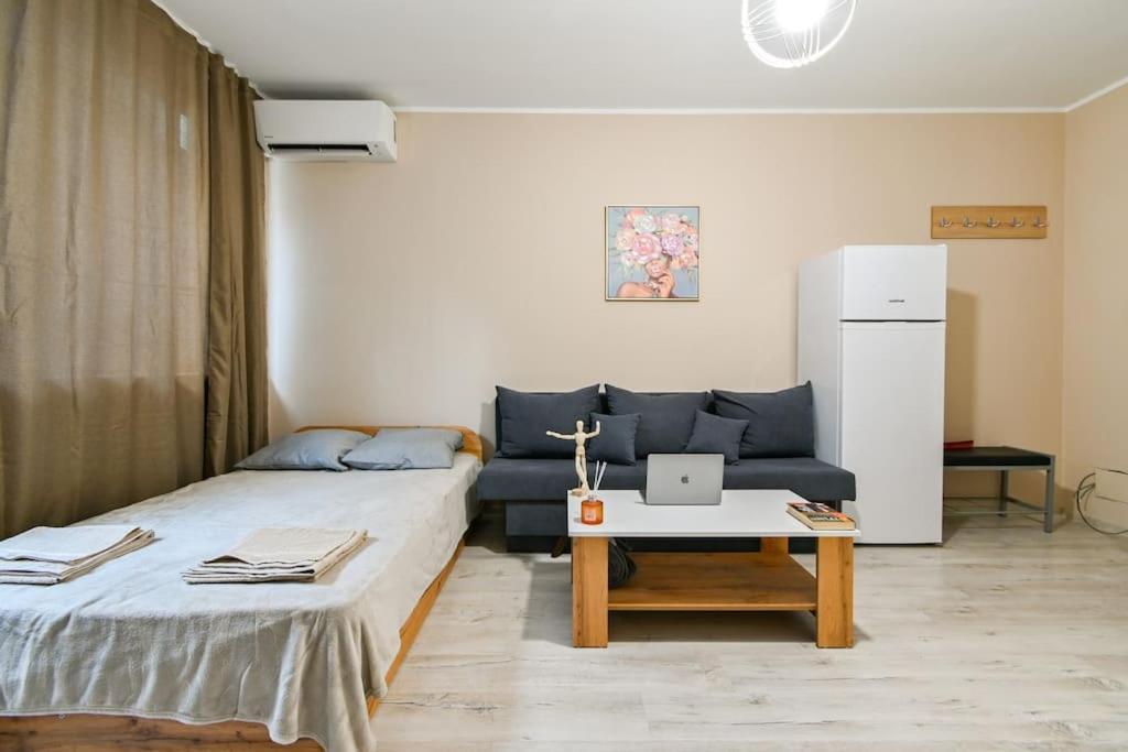 Apartment Modern In A Area *